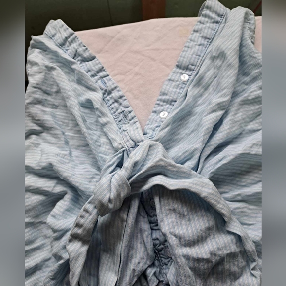 Womans Summer Top (Camisole?) - Picture 4 of 7